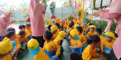 Kegiatan 17 Agustus Bersama Anak dan Orang Tua